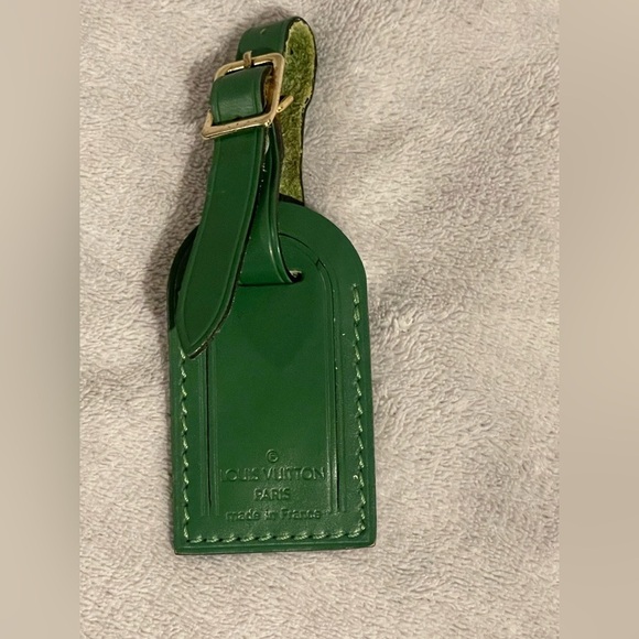 Louis Vuitton Green Luggage Tag - Picture 1 of 9